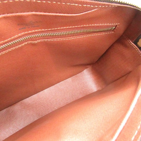 Louis Vuitton Nile Shoulder Bag, Coated Canvas, Monogram, Men's, Brown, M45244 - Picture 6 of 11